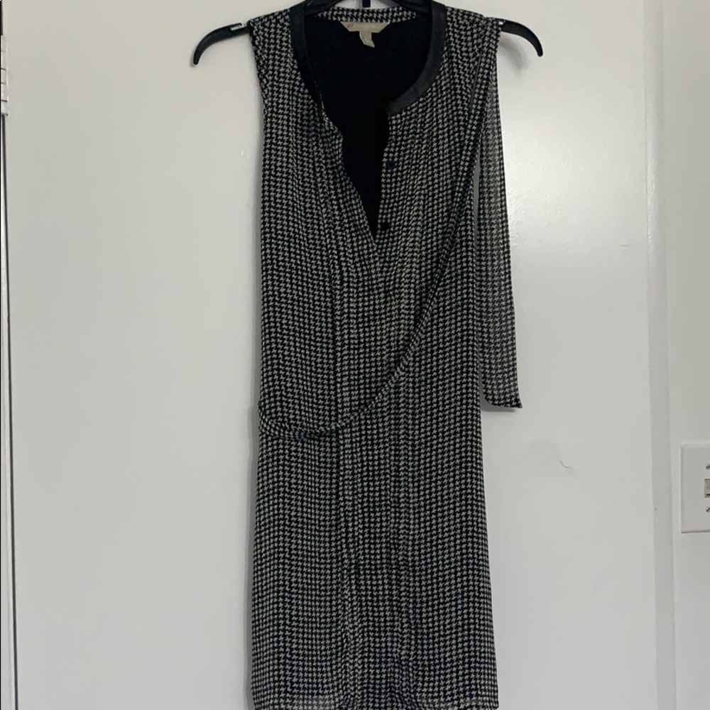 Banana republic houndstooth dress